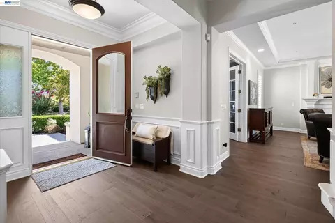 Entry Way - 3019 E Ruby Hill Dr, Pleasanton, CA 94566 photo 2 of 4