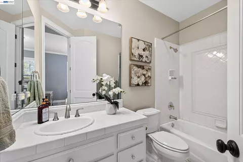 Bath - 3019 E Ruby Hill Dr, Pleasanton, CA 94566 photo 1 of 4