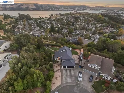 View/Area - 390 Beston Way, Vallejo, CA 94591 photo 5 of 8