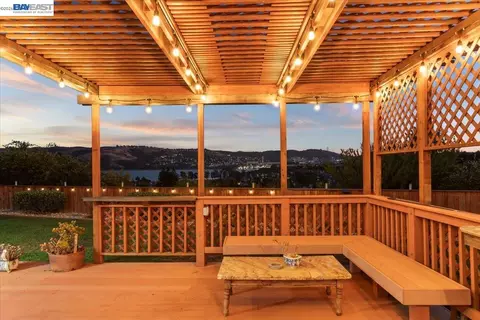 Exterior - 390 Beston Way, Vallejo, CA 94591 photo 8 of 11