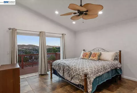 Bedroom - 390 Beston Way, Vallejo, CA 94591 photo 2 of 5