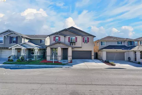 Exterior - 160 Spears Cir, Richmond, CA 94801 photo 2 of 5