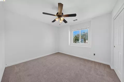 Bedroom - 160 Spears Cir, Richmond, CA 94801 photo 7 of 7