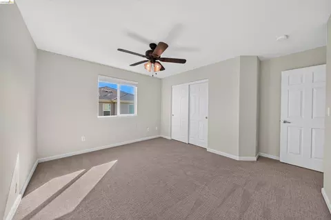 Bedroom - 160 Spears Cir, Richmond, CA 94801 photo 3 of 7