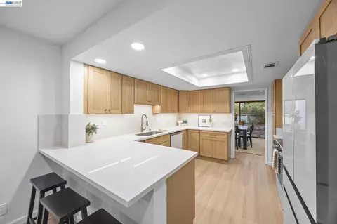 Kitchen - 5344 Brookside Ct, Pleasanton, CA 94588 photo 1 of 3