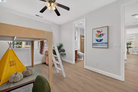 Entry Way - 3063 Ridgefield Ct, Dublin, CA 94568 photo 5 of 5
