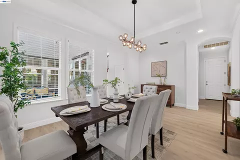 Dining - 3063 Ridgefield Ct, Dublin, CA 94568 photo 1 of 6