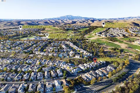 View/Area - 3063 Ridgefield Ct, Dublin, CA 94568 photo 4 of 6