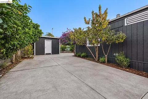 Exterior - 2 19th, Richmond, CA 94801 photo 2 of 8