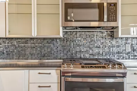 Kitchen - 2 19th, Richmond, CA 94801 photo 1 of 5