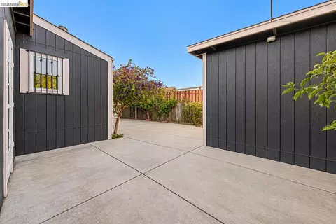 Exterior - 2 19th, Richmond, CA 94801 photo 5 of 8