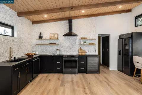 Kitchen - 2973 Limestone Rd, Alamo, CA 94507 photo 4 of 5
