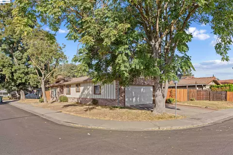 Exterior - 2709 Albion Way, Modesto, CA 95358 photo 10 of 10