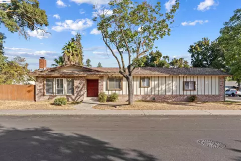 Exterior - 2709 Albion Way, Modesto, CA 95358 photo 8 of 10