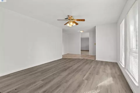 Living - 2709 Albion Way, Modesto, CA 95358 photo 3 of 7