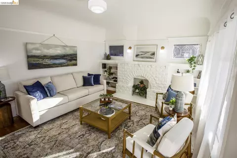 5726 Claremont, Oakland, CA 94618