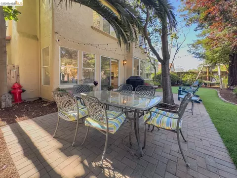 Exterior - 5300 Clearbrook Dr, Concord, CA 94521 photo 7 of 13