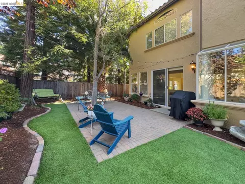 Exterior - 5300 Clearbrook Dr, Concord, CA 94521 photo 4 of 13