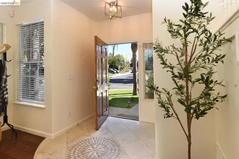 Entry Way - 5300 Clearbrook Dr, Concord, CA 94521 photo 2 of 2