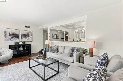 Living - 3218 Estates Ave, Pinole, CA 94564 photo 2 of 2