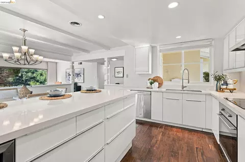 Kitchen - 3218 Estates Ave, Pinole, CA 94564 photo 2 of 3