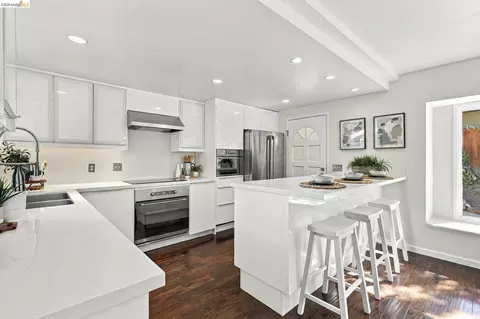 Kitchen - 3218 Estates Ave, Pinole, CA 94564 photo 1 of 3