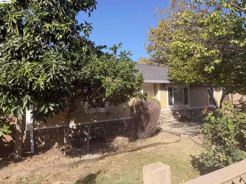 38053 Canyon Heights Dr, Fremont, CA 94536