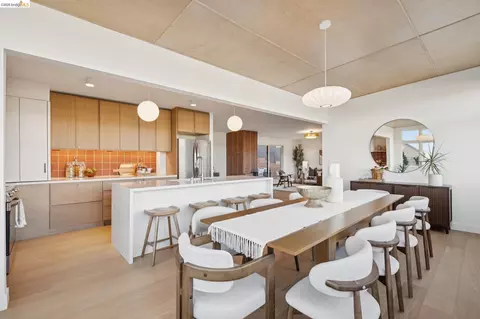 Dining - 953 Hillside Ave, Albany, CA 94706 photo 3 of 5