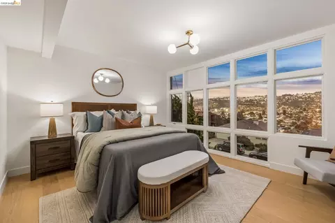 Bedroom - 953 Hillside Ave, Albany, CA 94706 photo 7 of 7