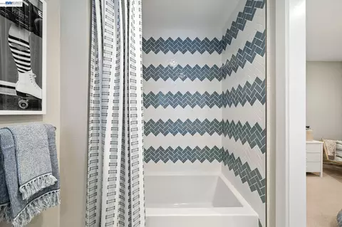 Bath - 4225 Langley Rd, Dublin, CA 94568 photo 9 of 9