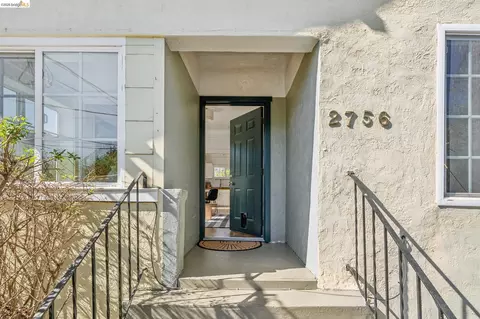 Entry Way - 2756 Acton St, Berkeley, CA 94702 photo 1 of 3