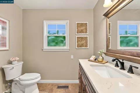 Bath - 4510 Haag Rd, Martinez, CA 94553 photo 1 of 4