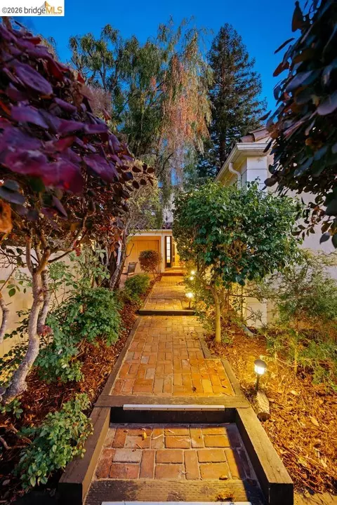 Exterior - 80 Hazel Rd, Berkeley, CA 94705 photo 38 of 39