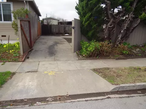 596 Walnut St, San Bruno, CA 94066 photo 5