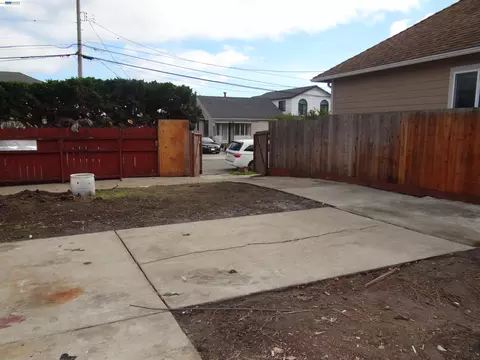 596 Walnut St, San Bruno, CA 94066 photo 8