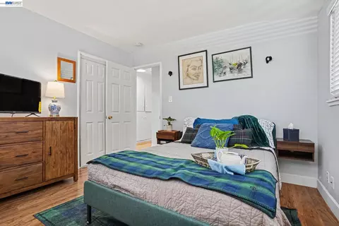 Bedroom - 1264 Pine St, Livermore, CA 94551 photo 5 of 6