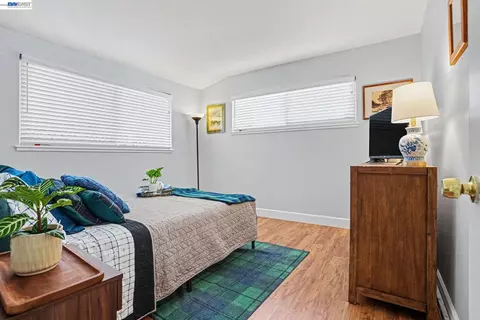 Bedroom - 1264 Pine St, Livermore, CA 94551 photo 6 of 6