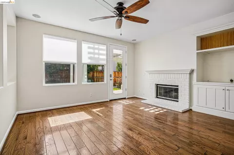 Living - 2698 Jackson Ave, Tracy, CA 95377 photo 5 of 5
