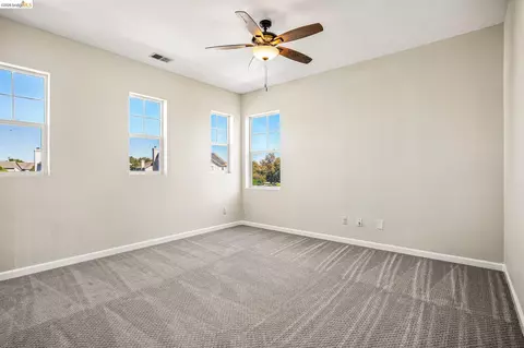 Bedroom - 2698 Jackson Ave, Tracy, CA 95377 photo 1 of 12