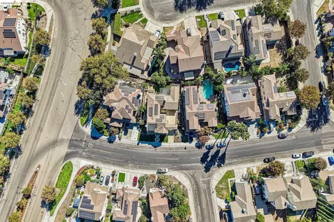 View/Area - 2698 Jackson Ave, Tracy, CA 95377 photo 5 of 5
