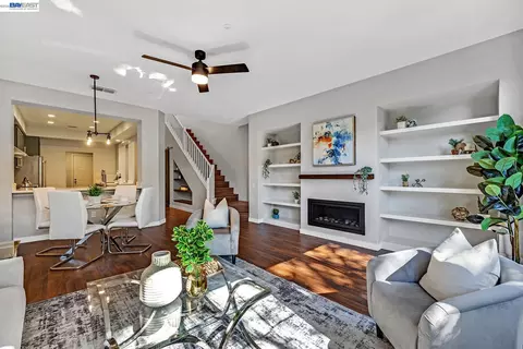 23009 Canyon Terrace Dr #3, Castro Valley, CA 94552