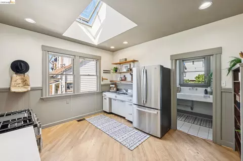 Kitchen - 1824 E 24th St, Oakland, CA 94606 photo 1 of 7