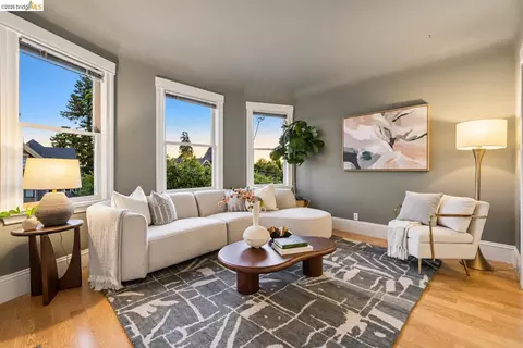Living - 1824 E 24th St, Oakland, CA 94606 photo 1 of 4