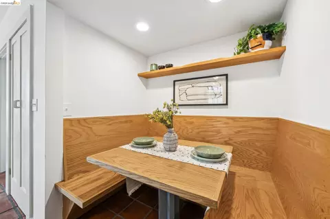 Dining - 1824 E 24th St, Oakland, CA 94606 photo 4 of 4