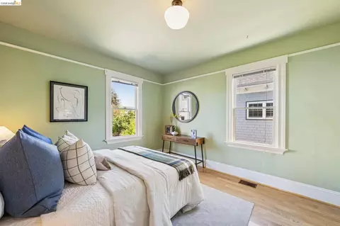 Bedroom - 1824 E 24th St, Oakland, CA 94606 photo 1 of 8