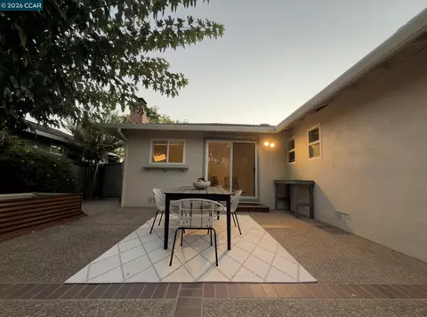 Exterior - 926 Sassel Ave, Concord, CA 94518 photo 13 of 15