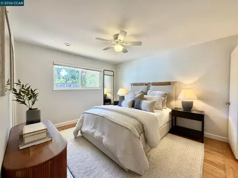 Bedroom - 926 Sassel Ave, Concord, CA 94518 photo 1 of 3