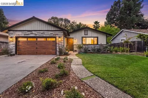 4421 Meadowlark Dr, Napa, CA 94558