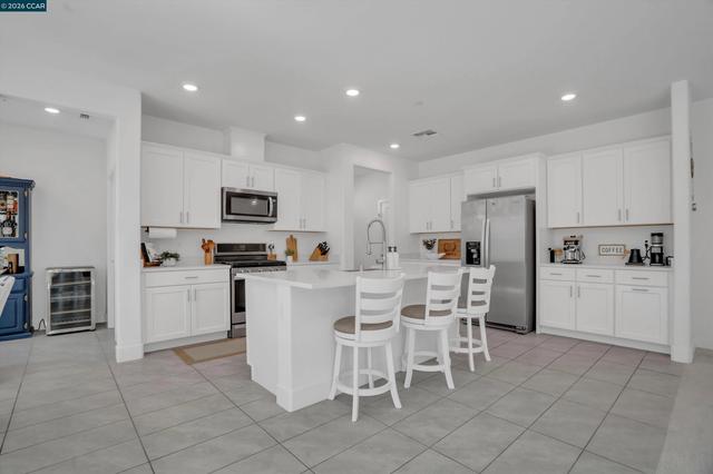 306 Bear Creek Dr, Brentwood, CA 94513