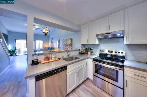 Kitchen - 123 Coventry, Hercules, CA 94547 photo 3 of 4